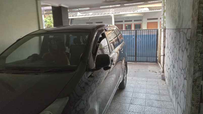 dijual rumah di komplek riung bandung