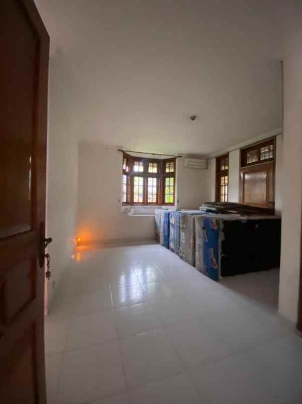 dijual rumah di kota bekasi timur