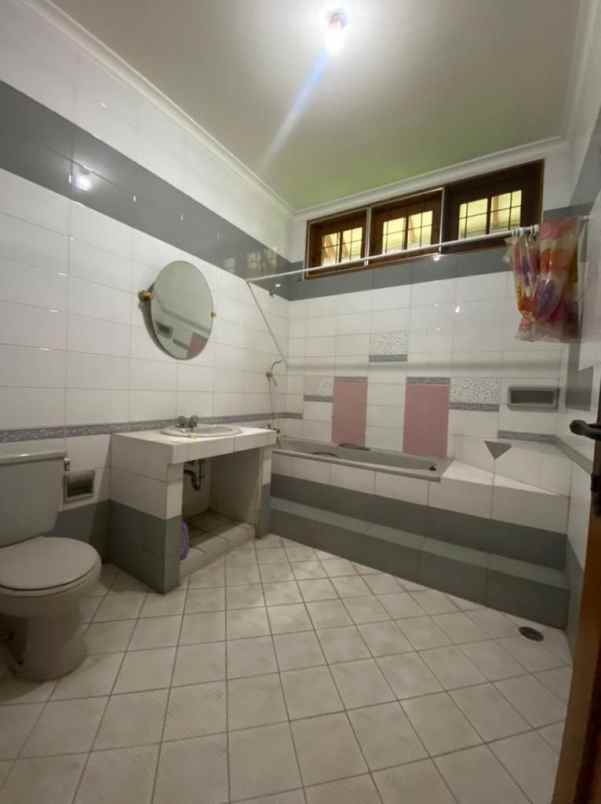 dijual rumah di kota bekasi timur