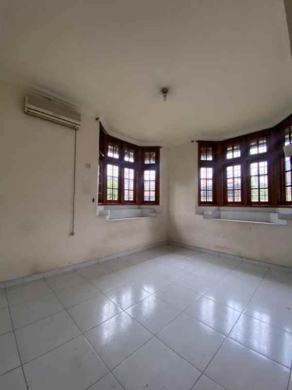 dijual rumah di kota bekasi timur