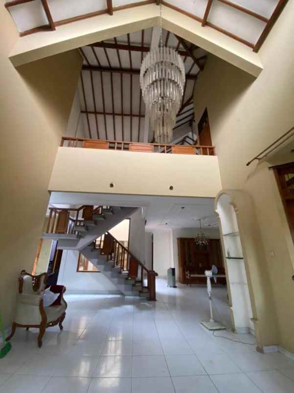 dijual rumah di kota bekasi timur