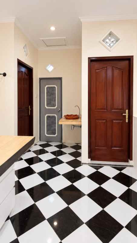 dijual rumah di sanggulan kediri tabanan bali