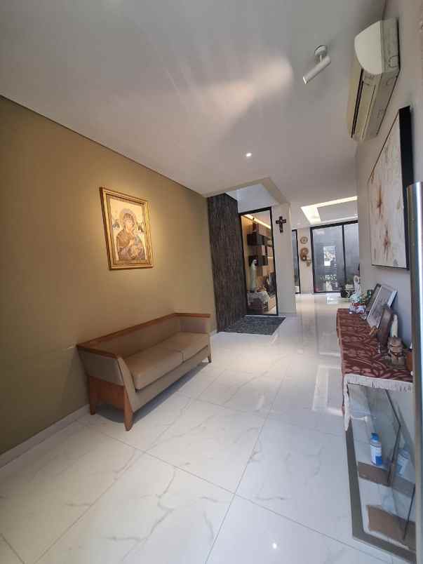 dijual rumah di sunrise bagus lux mewah