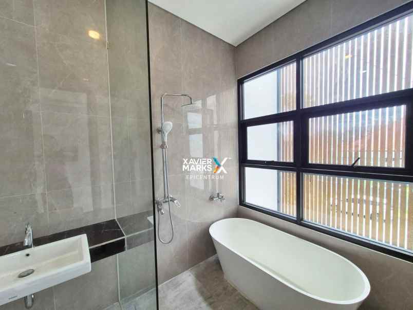 dijual rumah di sutorejo timur bagus siap huni