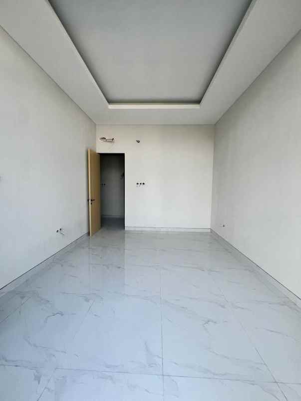 dijual rumah dian istana moca vrbana