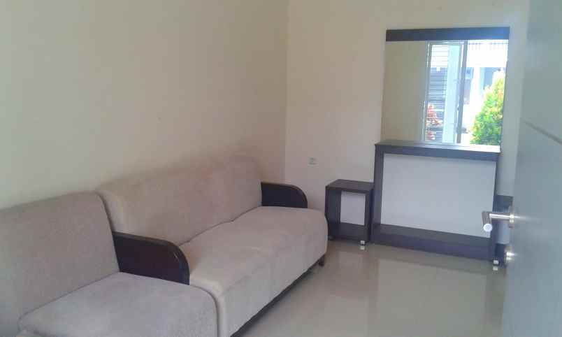 dijual rumah dian sukolilo regency