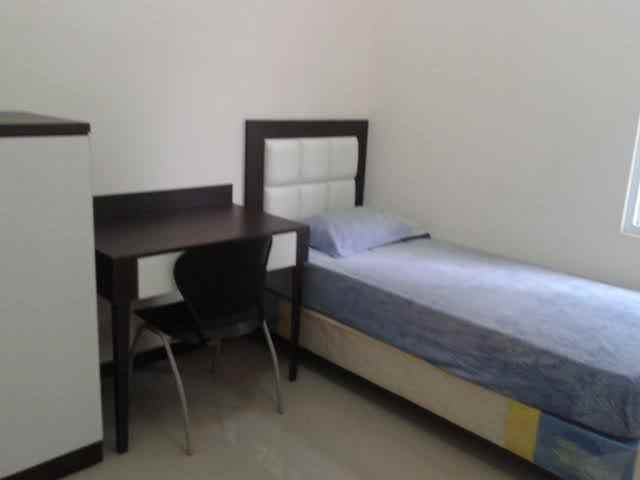 dijual rumah dian sukolilo regency