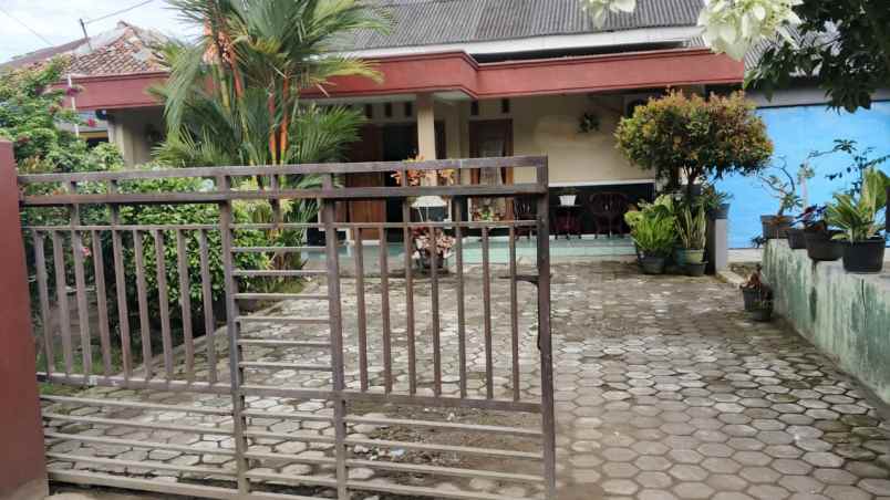 dijual rumah dijual rumah di jl juanda