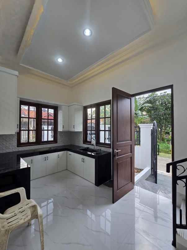 dijual rumah duren sawit jaktim