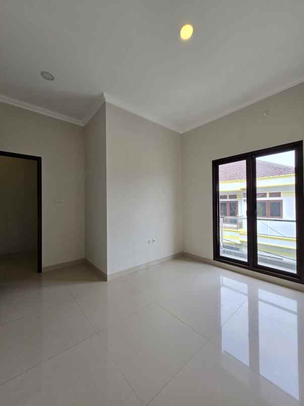 dijual rumah duren sawit jaktim