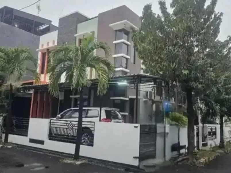 dijual rumah galaxy