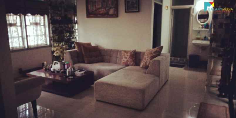 dijual rumah galaxy pekayon bekasi