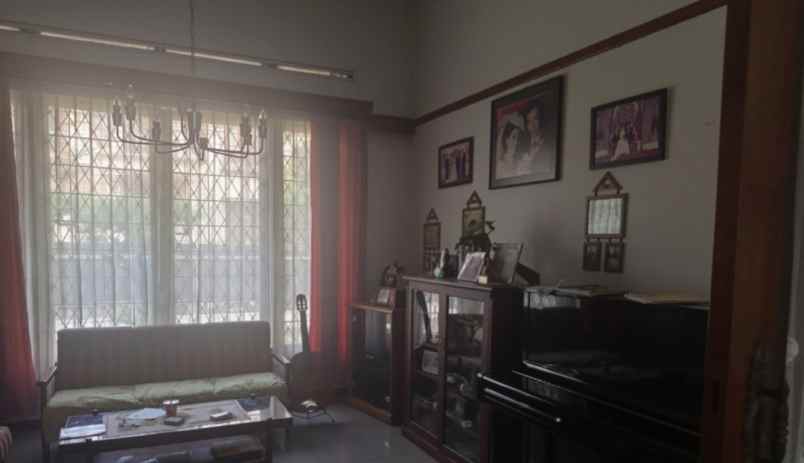 dijual rumah gatot subroto