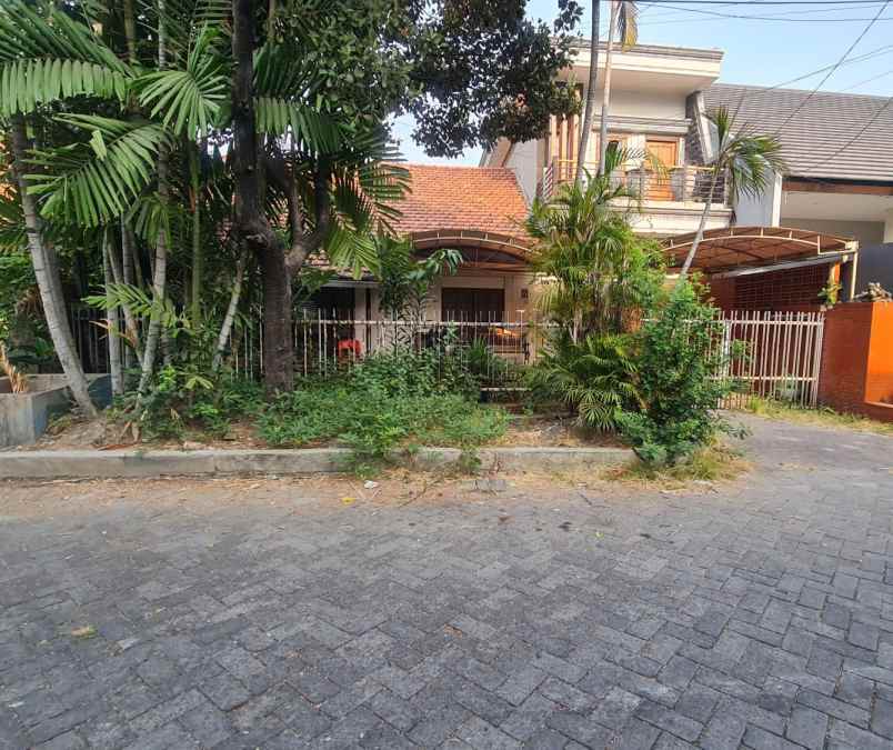 dijual rumah gayungsari