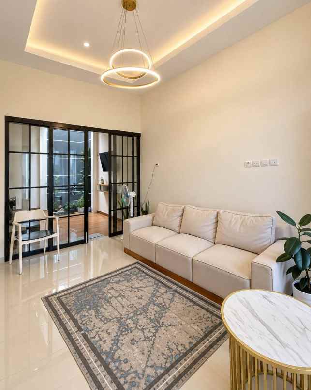 dijual rumah gentan