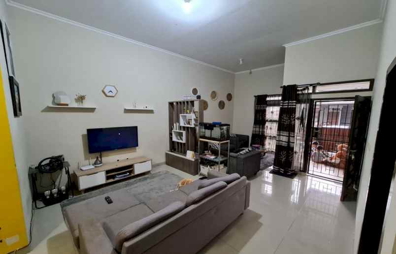 dijual rumah girimekar cijambe