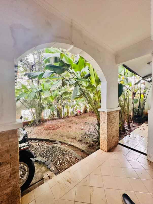dijual rumah graha cinere