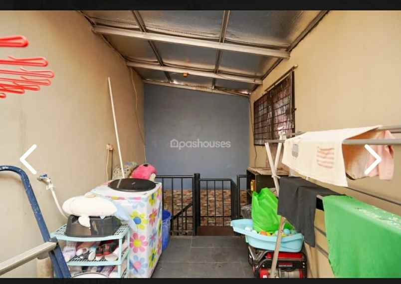 dijual rumah graha kalimas