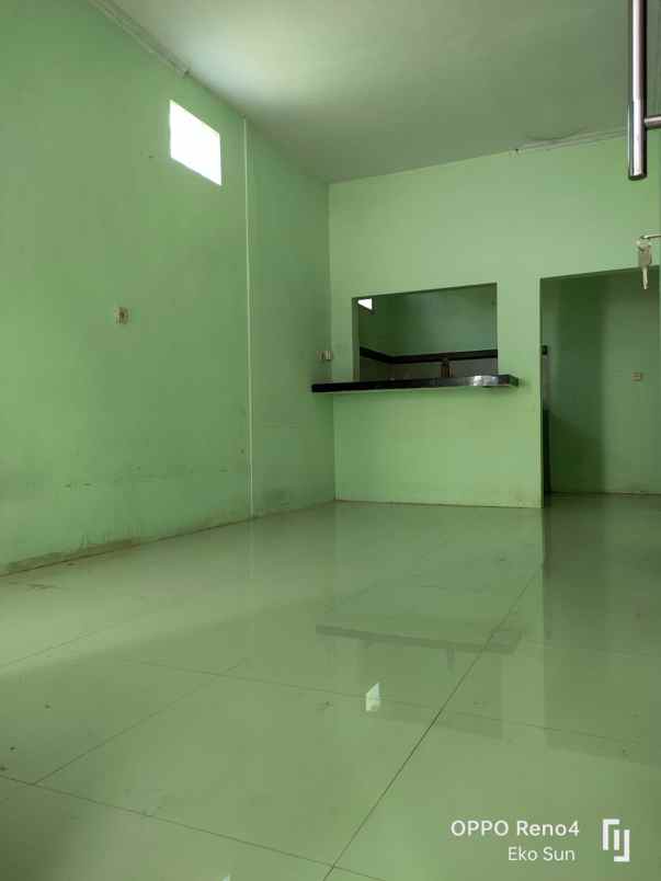 dijual rumah graha kebraon