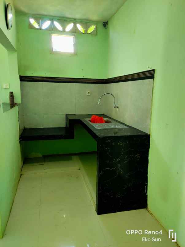 dijual rumah graha kebraon