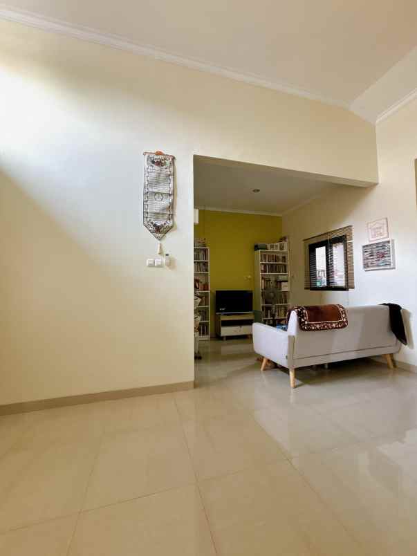 dijual rumah graha mutiara 2