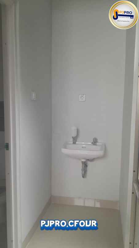 dijual rumah grand duta city cluster