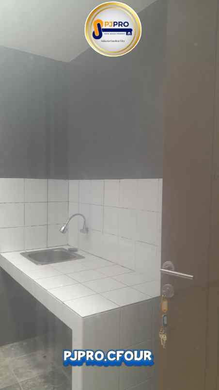 dijual rumah grand duta city cluster