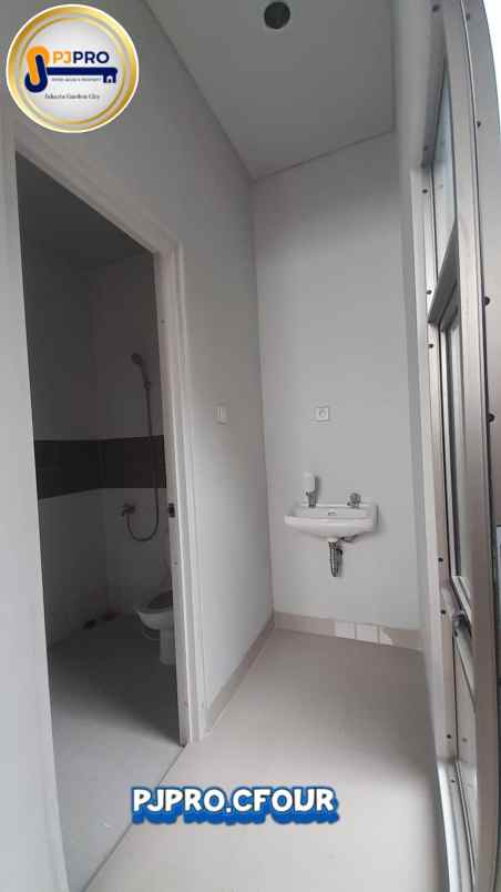 dijual rumah grand duta city cluster