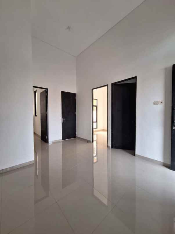 dijual rumah grand sedati