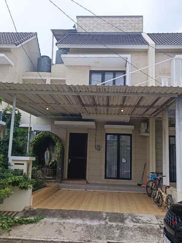 dijual rumah green ara residence