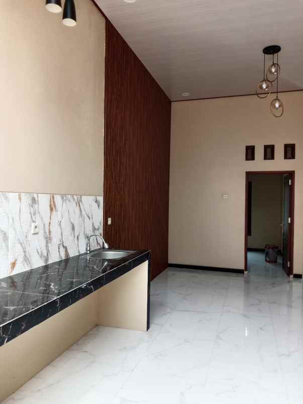 dijual rumah gunungpati