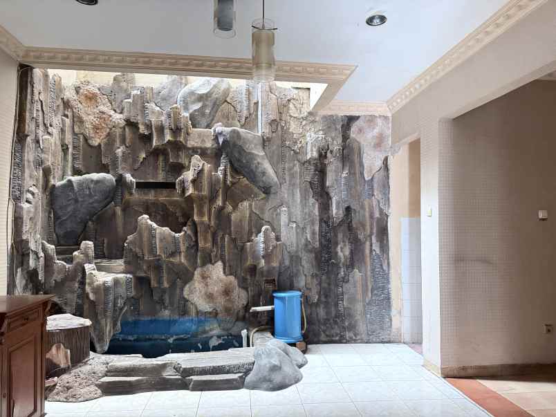 dijual rumah harapan indah