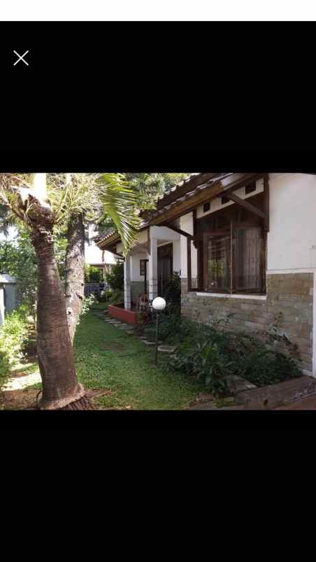 dijual rumah hook 300m