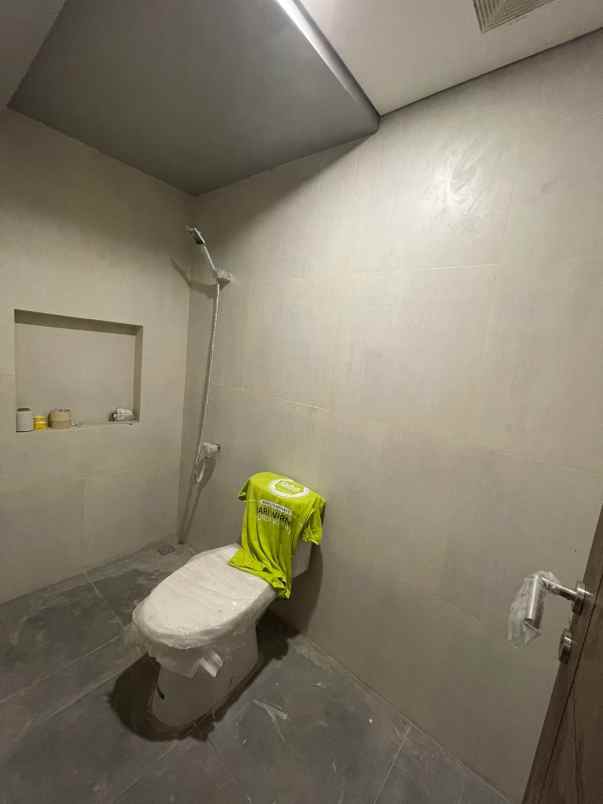 dijual rumah imperial gading sukapura