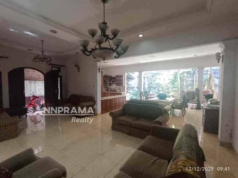 dijual rumah jagakarsa