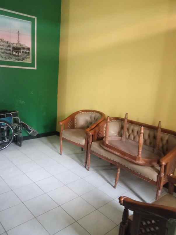 dijual rumah jaka kencana
