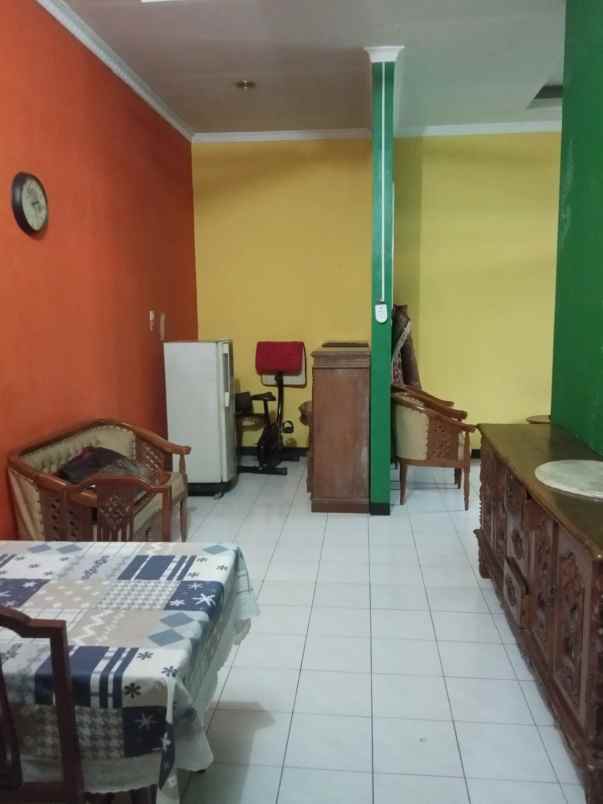 dijual rumah jaka kencana