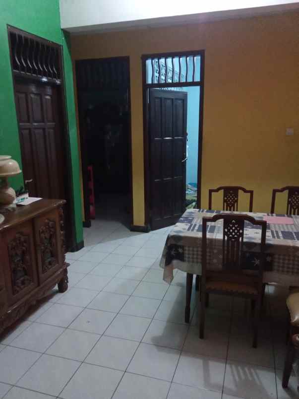 dijual rumah jaka kencana