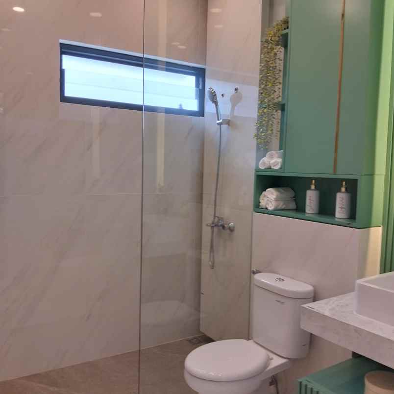 dijual rumah jalan aria putra kedaung