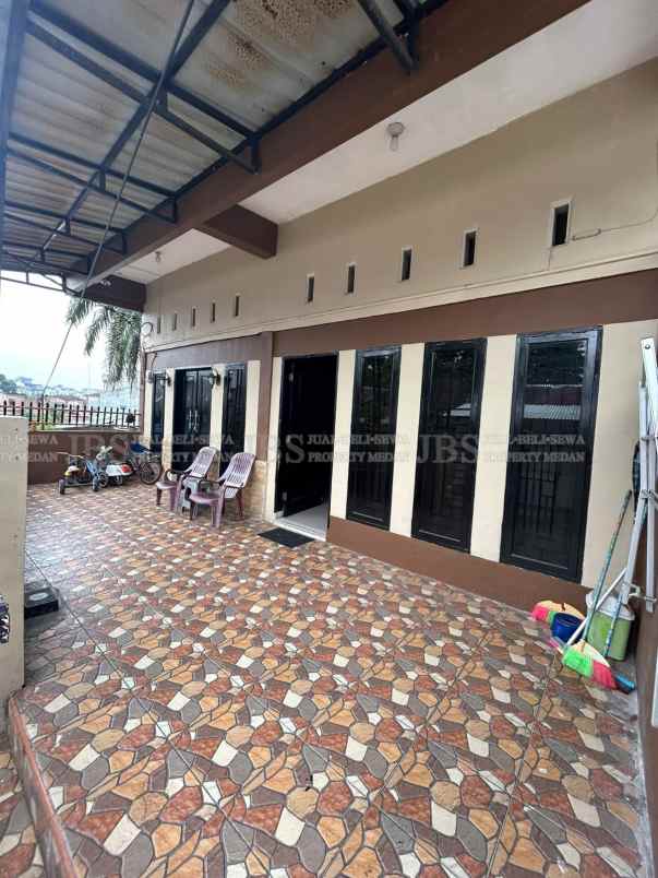 dijual rumah jalan brigjend katamso gg