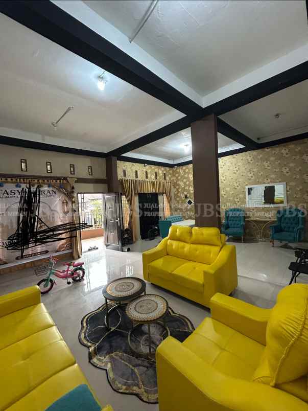 dijual rumah jalan brigjend katamso gg