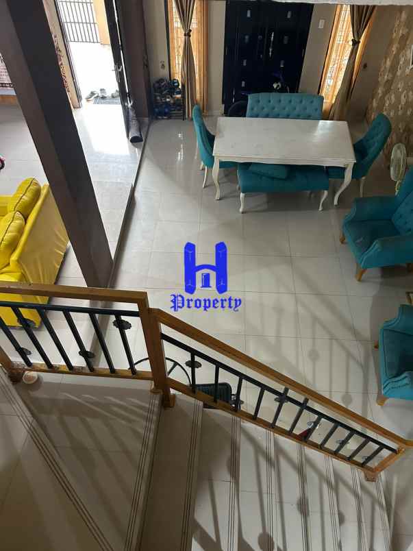 dijual rumah jalan brigjend katamso gg