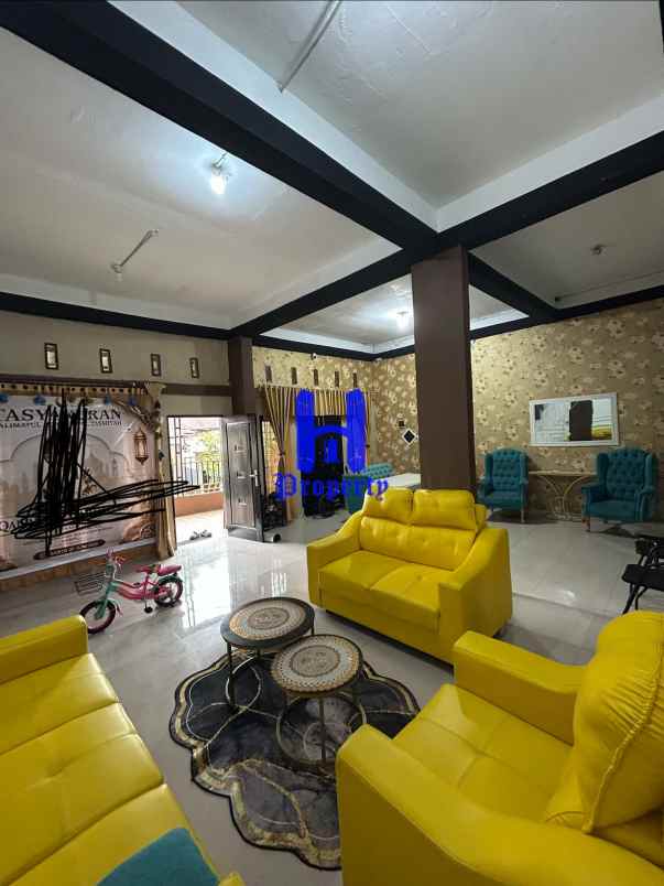 dijual rumah jalan brigjend katamso gg