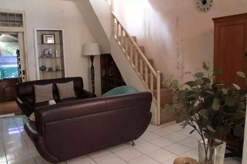 dijual rumah jalan budi dekat pesantren cibabat