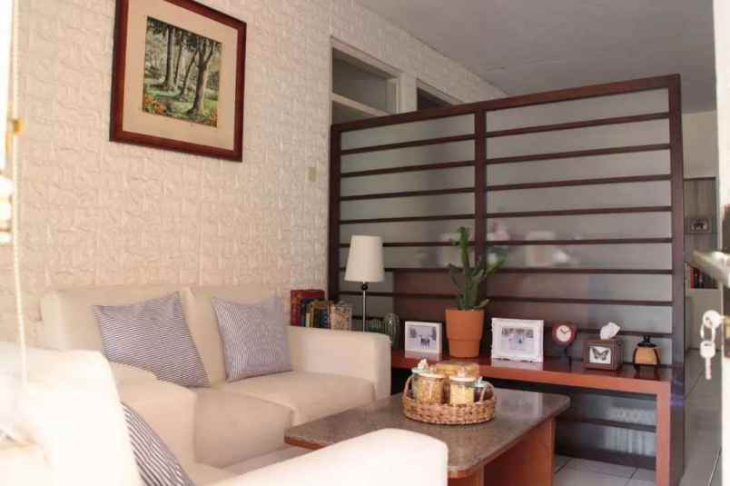 dijual rumah jalan budi dekat pesantren cibabat