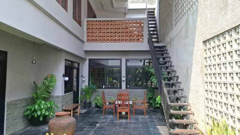 dijual rumah jalan bungur besar gunung