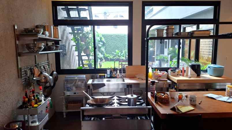 dijual rumah jalan bungur besar gunung