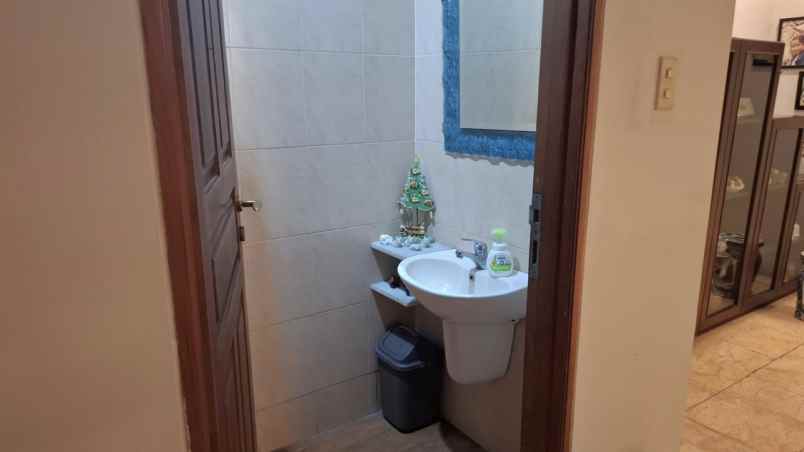 dijual rumah jalan bungur besar gunung