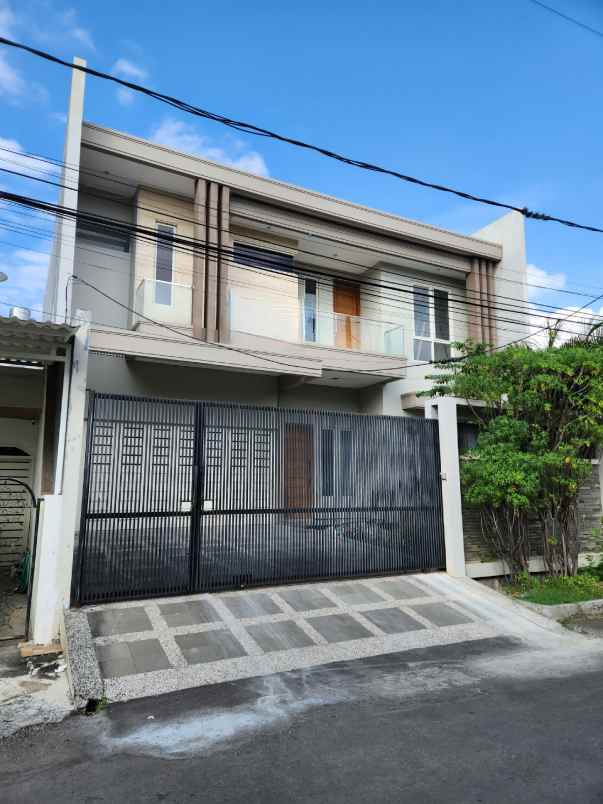 dijual rumah jalan dharma husada indah