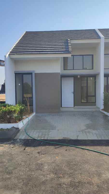 dijual rumah jalan pasir randu serang